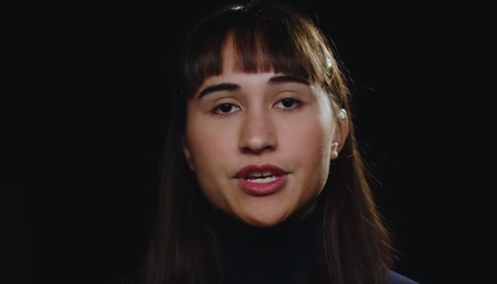 अमेरिका: महिला ने 13 साल की उम्र में 'लिंग परिवर्तन' प्रक्रिया के लिए डॉक्टरों पर मुकदमा दायर किया
