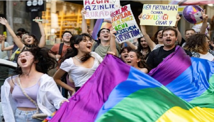 एर्दोगन सरकार ने तुर्की में 100 से अधिक LGBTQ+ कार्यकर्ताओं को गिरफ्तार किया