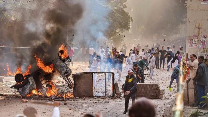 दिल्ली में हिंदू विरोधी दंगे: अदालत ने 13 लोगों के खिलाफ हत्या के प्रयास, दंगा करने के आरोप तय किए