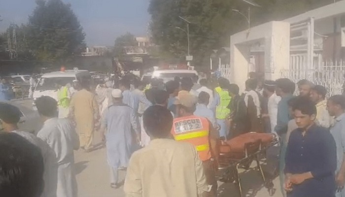 At least 40 killed and 200 injured in a blast at JUI-F convention in Khyber Pakhtunkhwa