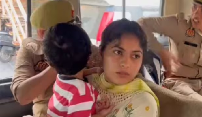 Bangladeshi woman Sonia Akhtar reaches Noida to meet 'husband' Saurabh Tiwari