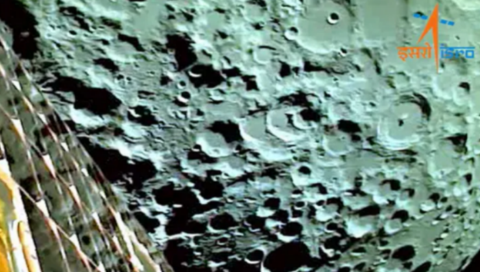 Chandrayaan-3 sends the first photos of the Lunar surface after successfully entering Moon's orbit