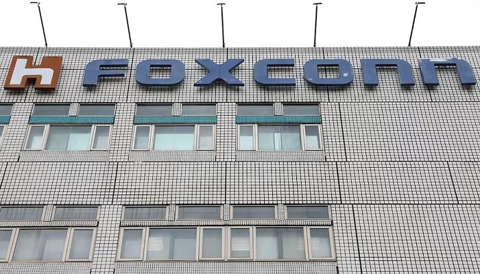 Foxconn to invest $600 million in Karnataka to set up two plants