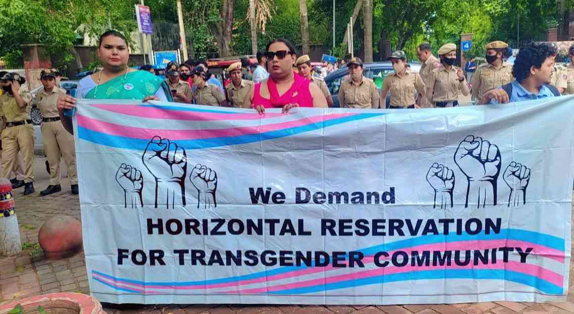 Supreme Court seeks govt responses on transgender reservations